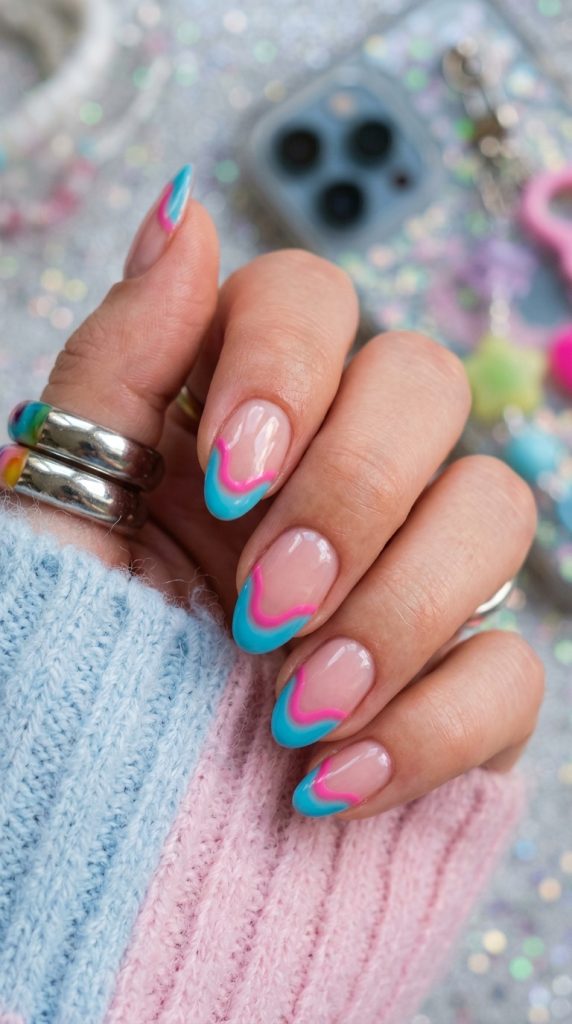 Y2K double French tip nails with wavy lines