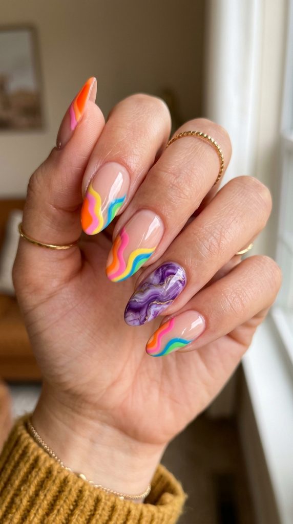 Wavy color tip nails